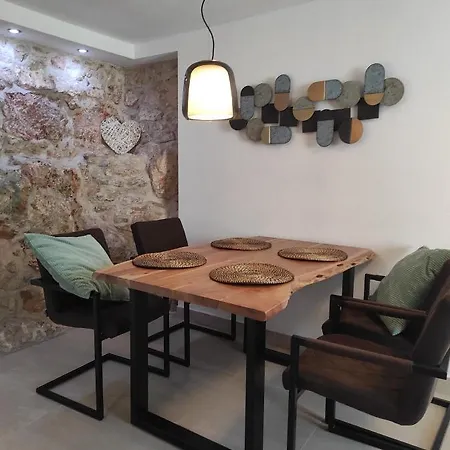 Stone House, Svirce, Hvar Lejlighed