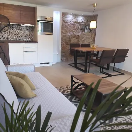 Stone House, Svirce, Hvar * Svirce