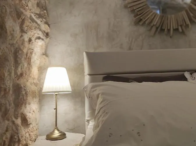 Stone House, Svirce, Hvar